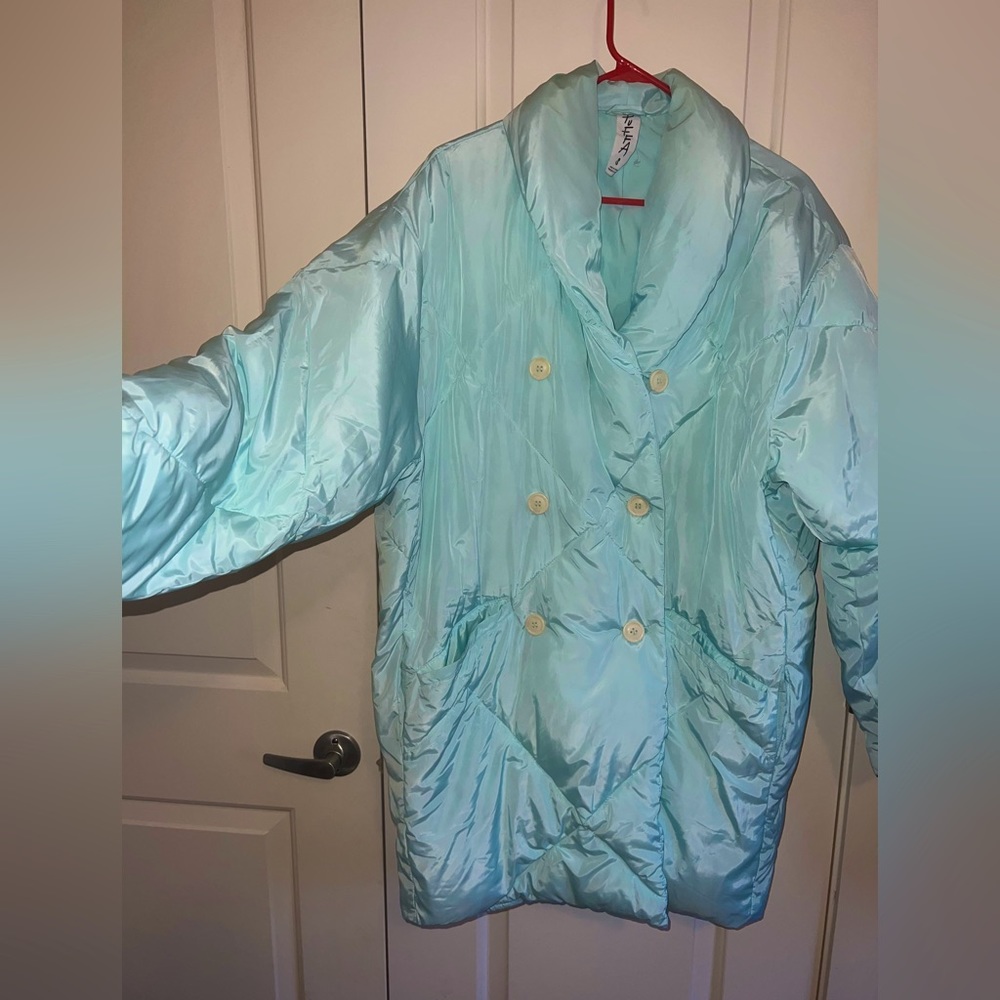 FREE PEOPLE PUFFA - Picture 2 of 3